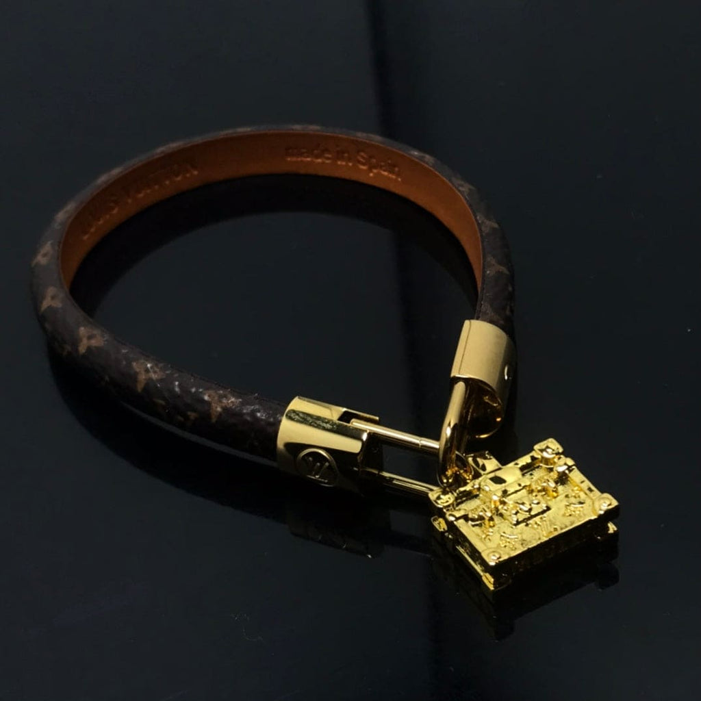 18K Louis Vuitton Petite Malle Charm Bracelet