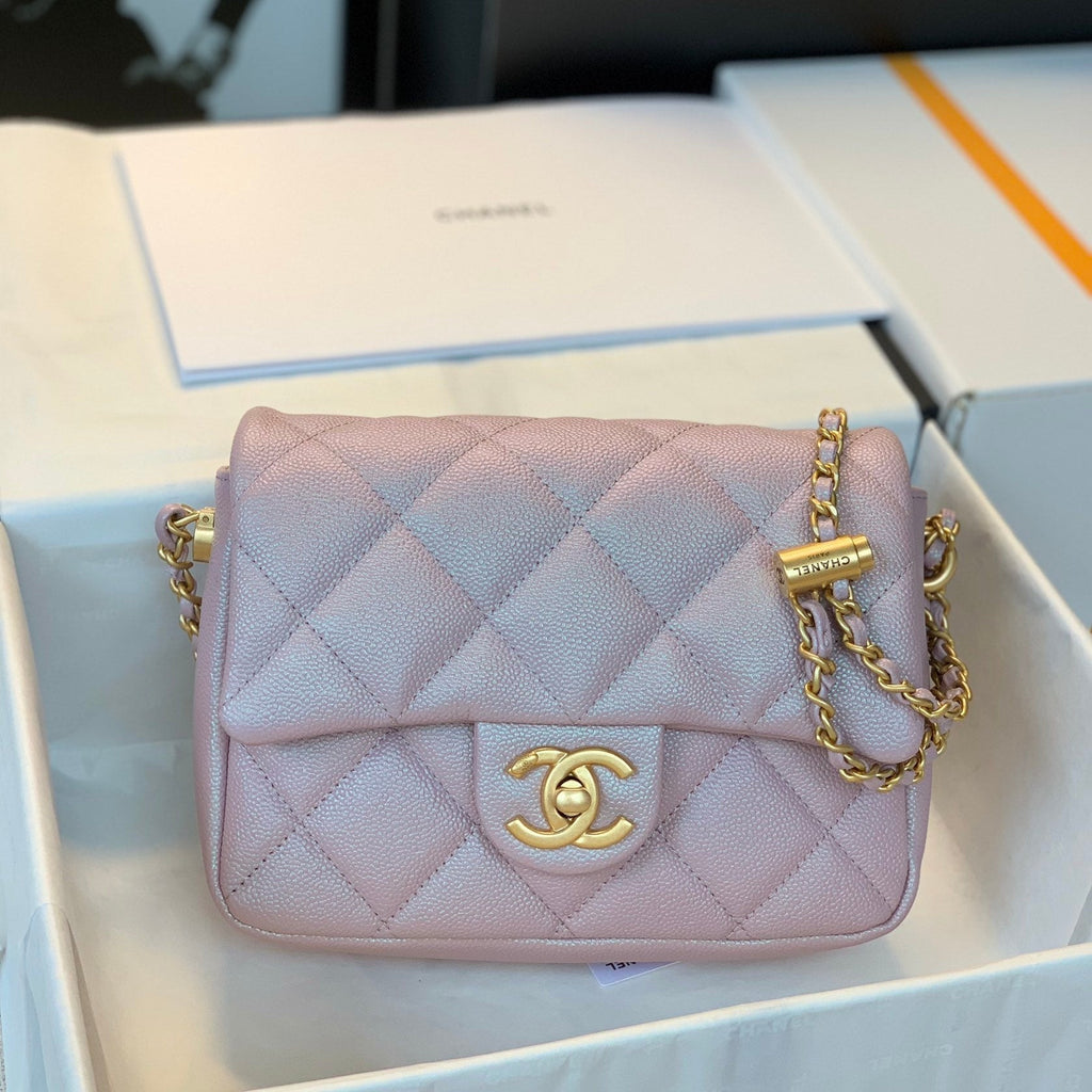 CHANEL 25S CLASSIC FLAP 19 CM IN MAUVE PINK CAVIAR LEATHER WITH GOLD HARDWARE