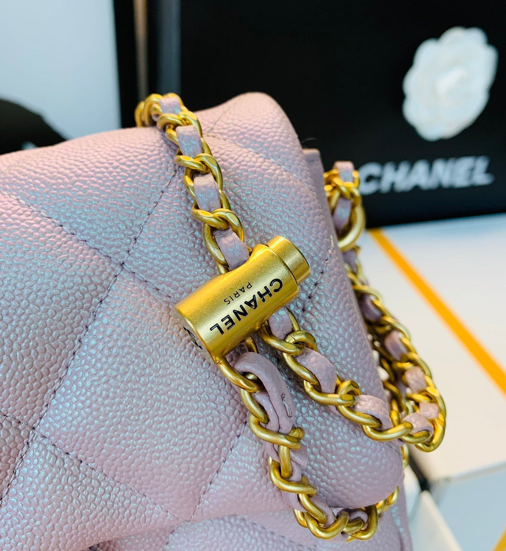 CHANEL 25S CLASSIC FLAP 19 CM IN MAUVE PINK CAVIAR LEATHER WITH GOLD HARDWARE