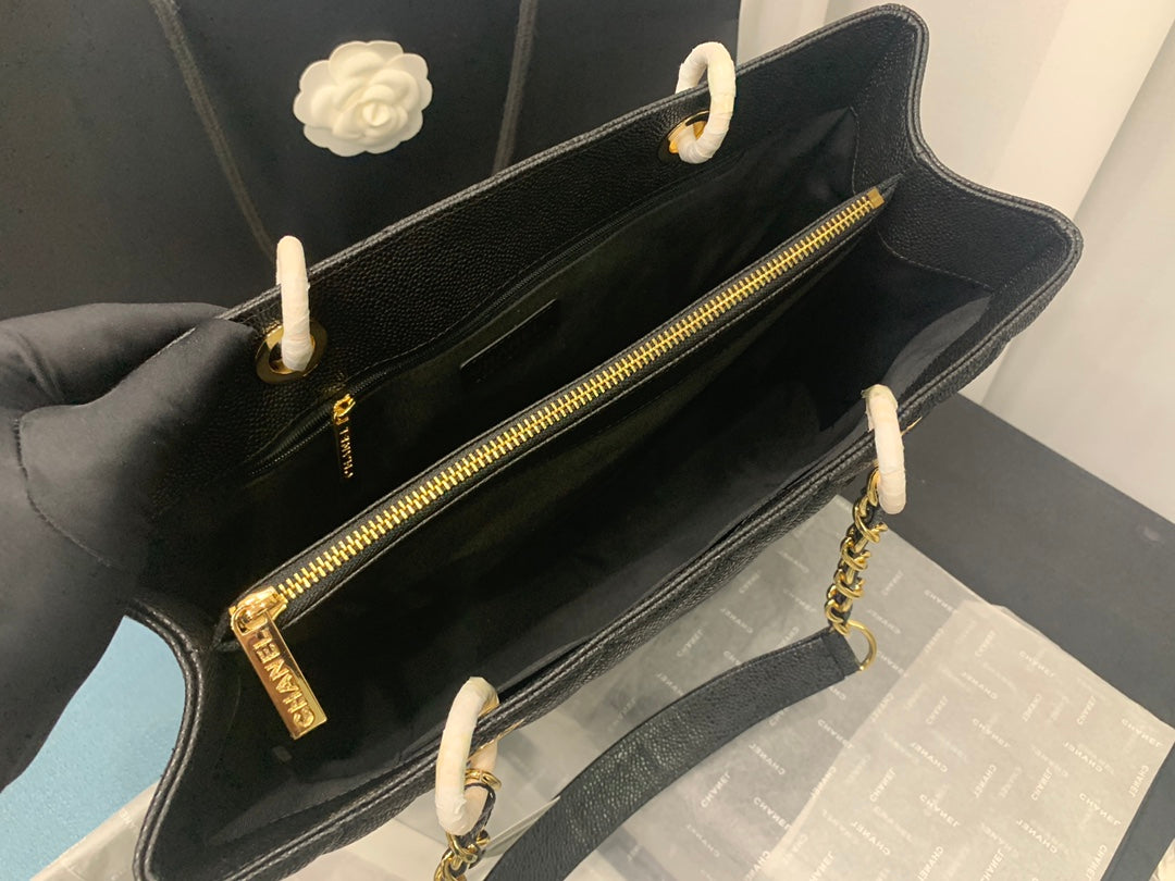 CHANEL 25S MEDALLION TOTE 33 CM IN BLACK CAVIAR WITH GOLD HARDWARE