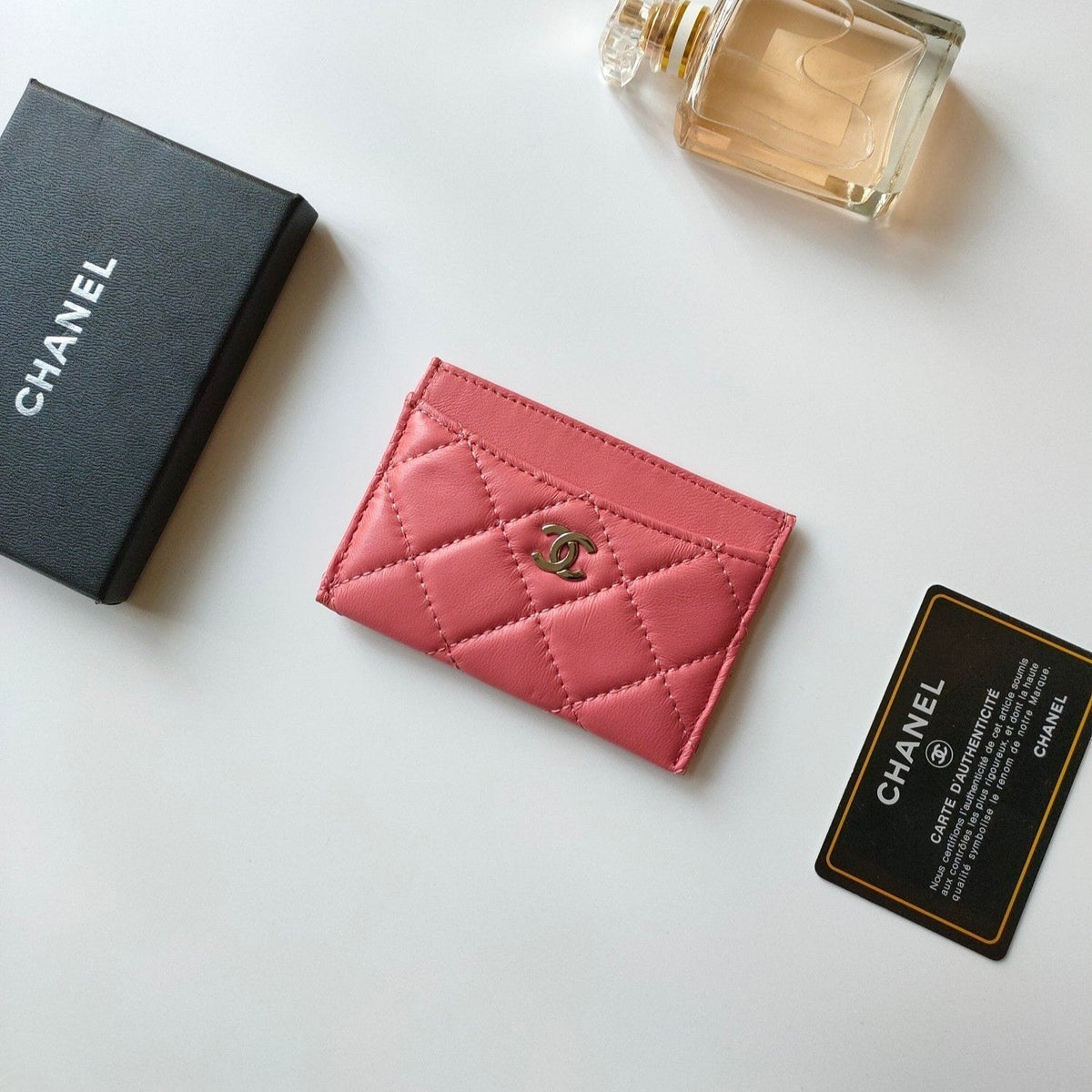 CHANEL CARD HOLDER 11.2 BLUSH PINK CALFSKIN GOLD ICON