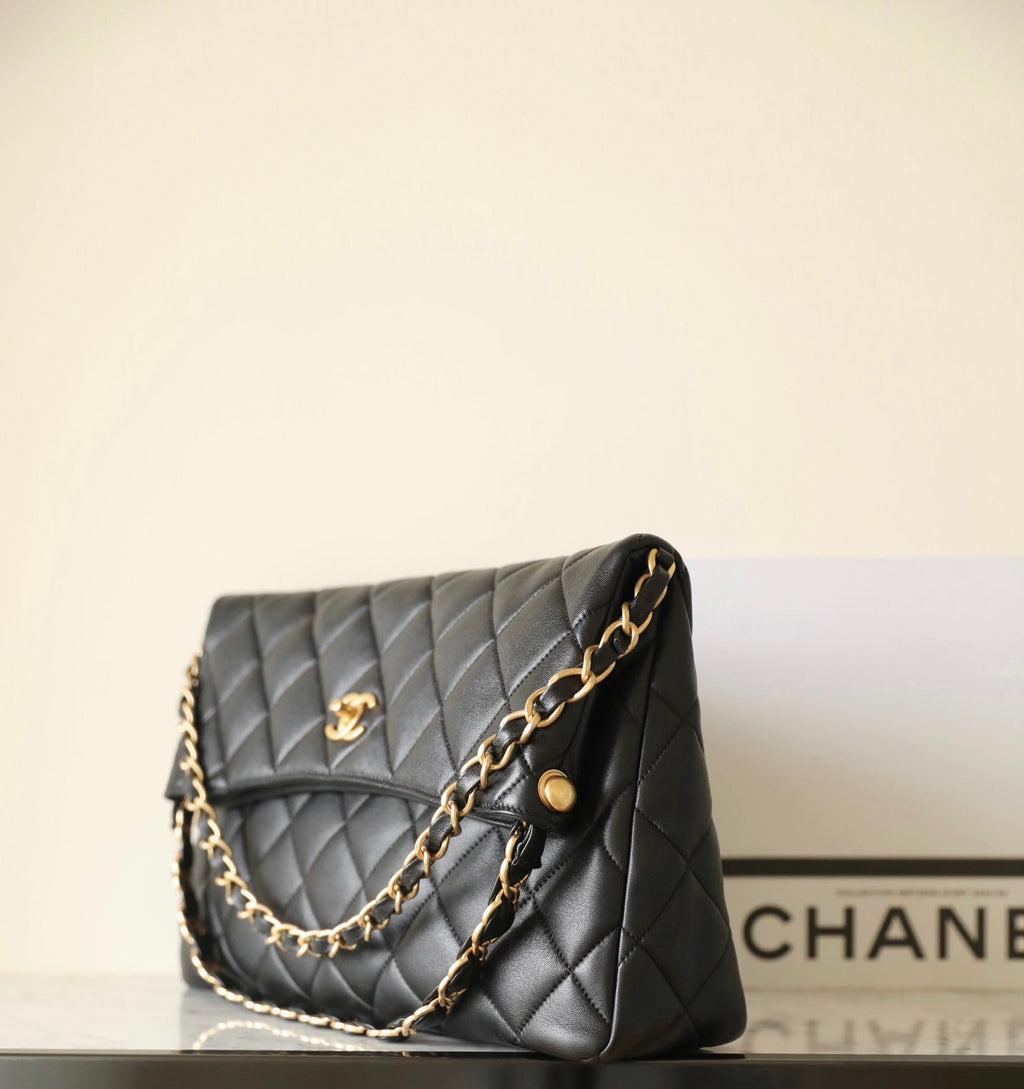CHANEL 25S TOTE 36 CM IN BLACK LAMBSKIN WITH GOLD HARDWARE