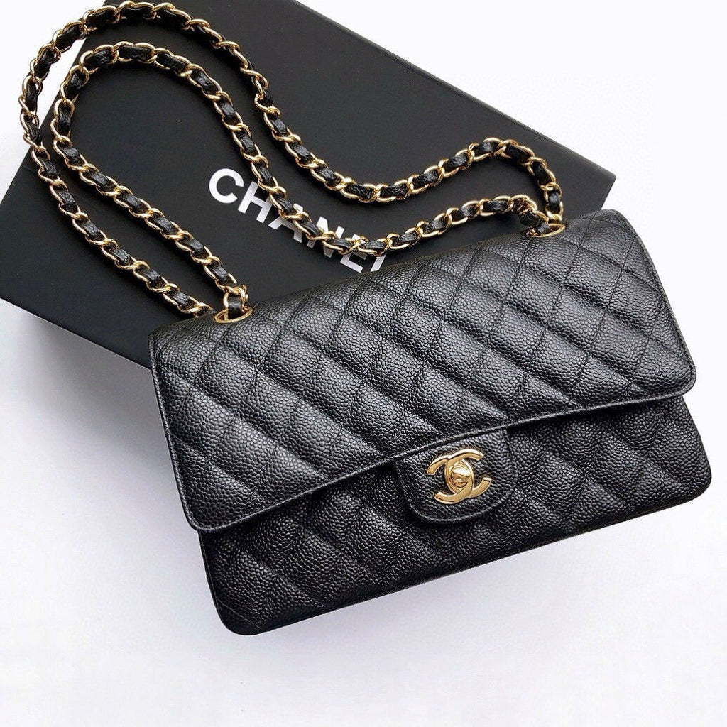 CHANEL FLAP BAG 25 IN BLACK CAVIAR LEATHER GOLD HARDWARE