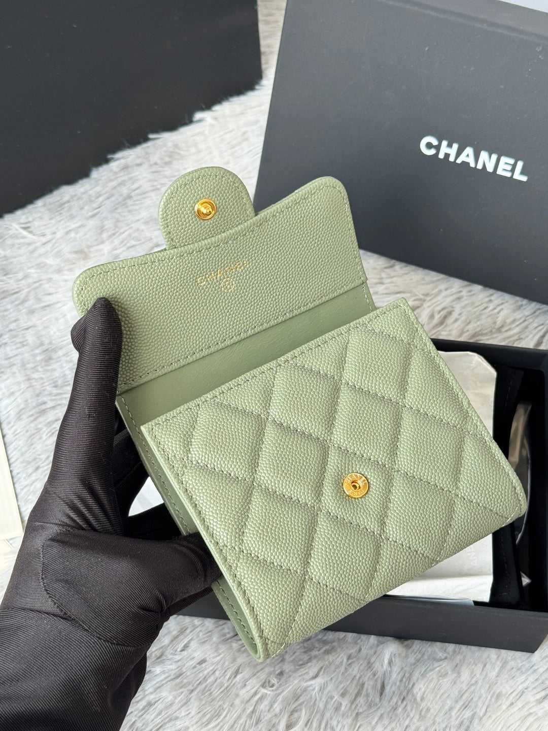 CHANEL 25S CF SMALL TRI FOLD WALLET 11 IN MOSS GREEN CAVIAR GOLD HARDWARE