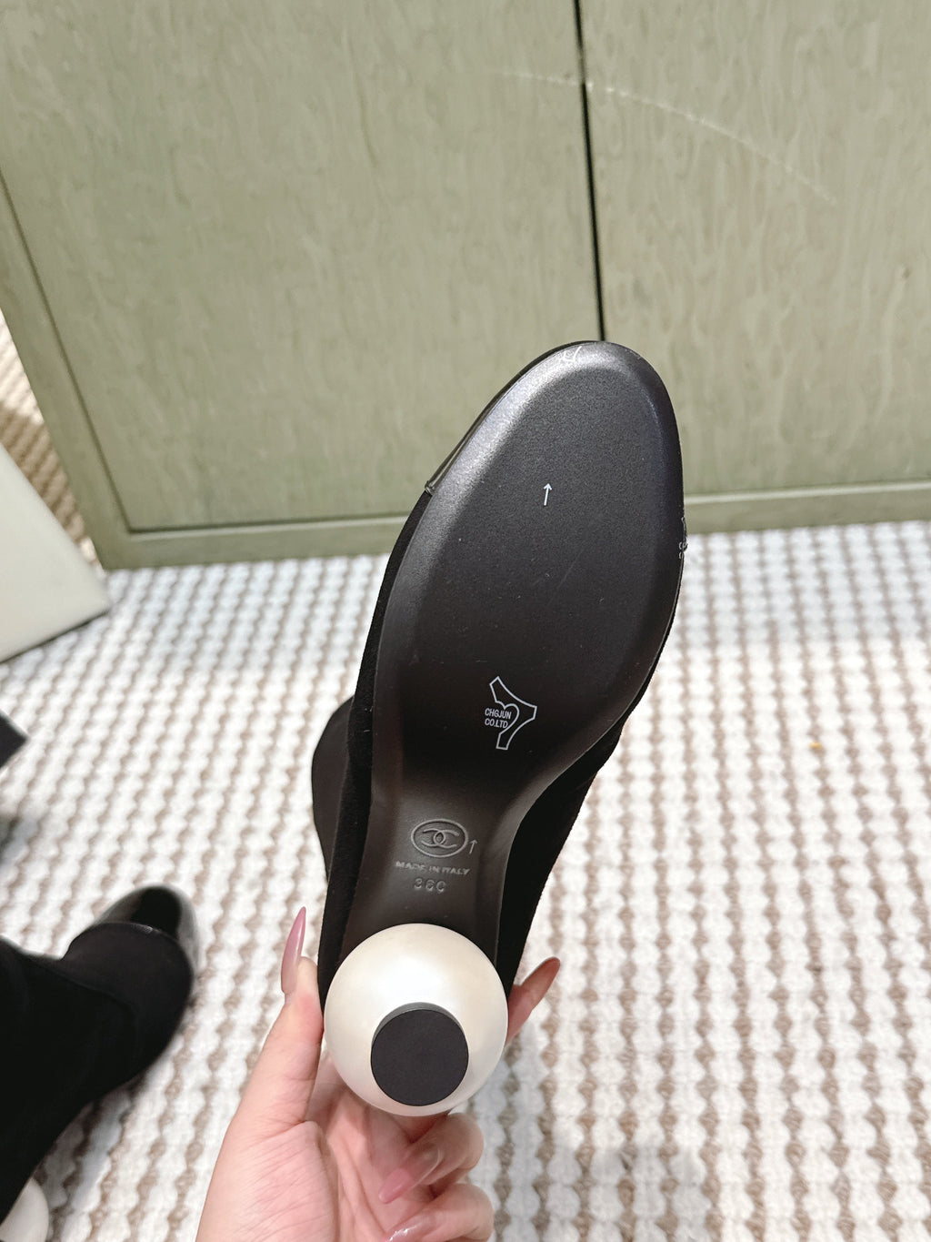 CHANEL 25S PEARL BOOTS IN BLACK SUEDE AND PATENT CALFSKIN