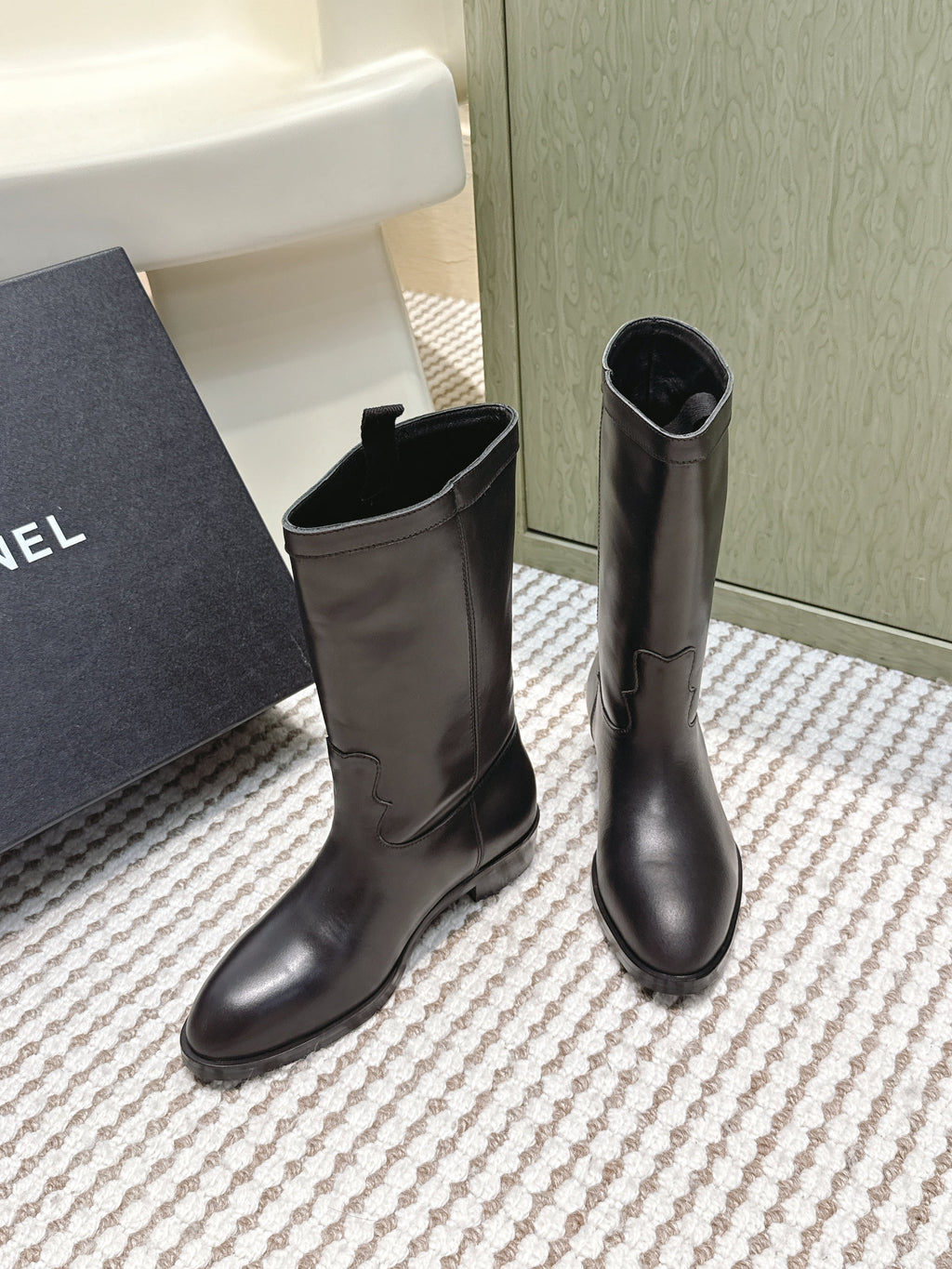 CHANEL 25S MID-CALF BOOTS IN BLACK CALFSKIN