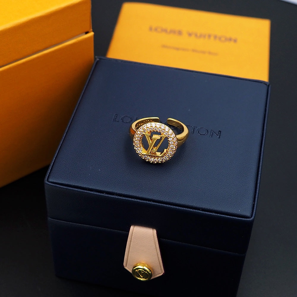 18K Louis Vuitton Louise Tresor Rings