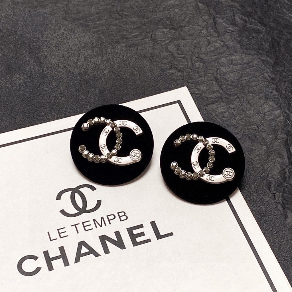 18K  Chanel Black Resin Circle Earrings