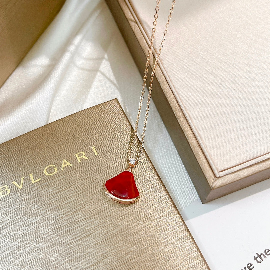 18K BVLGARI BVLGARI Dream Carnelian Necklace
