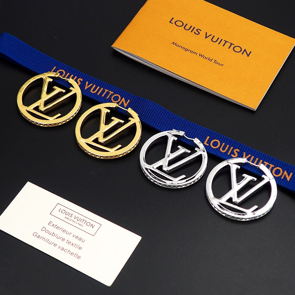 18K Louis Vuitton Louise Pearls Earrings