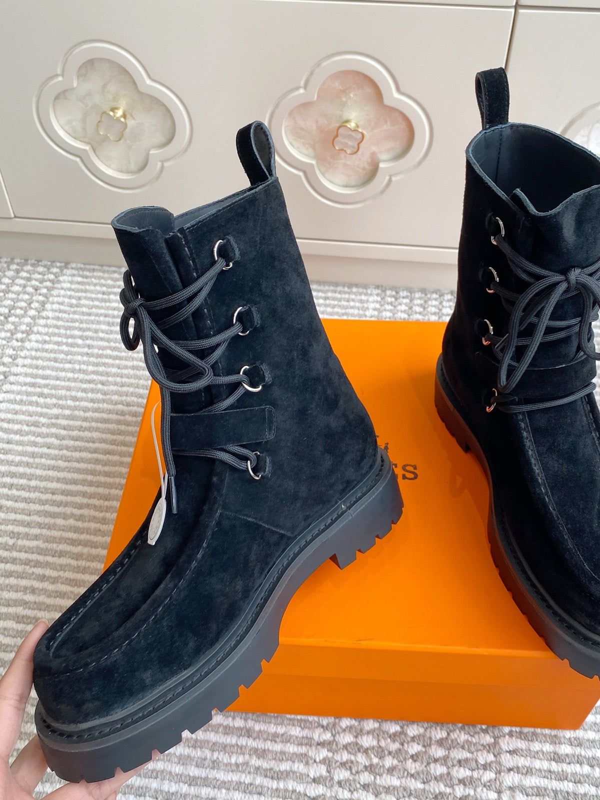 HERMES 25S ANKLE BOOTS IN BLACK SUEDE