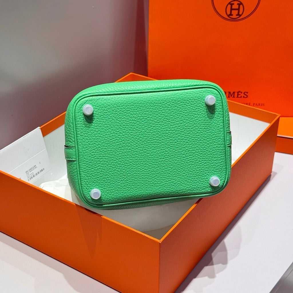 HERMES 25S PICOTIN LOCK 18 IN SPRING GREEN CALFSKIN SILVER HARDWARE