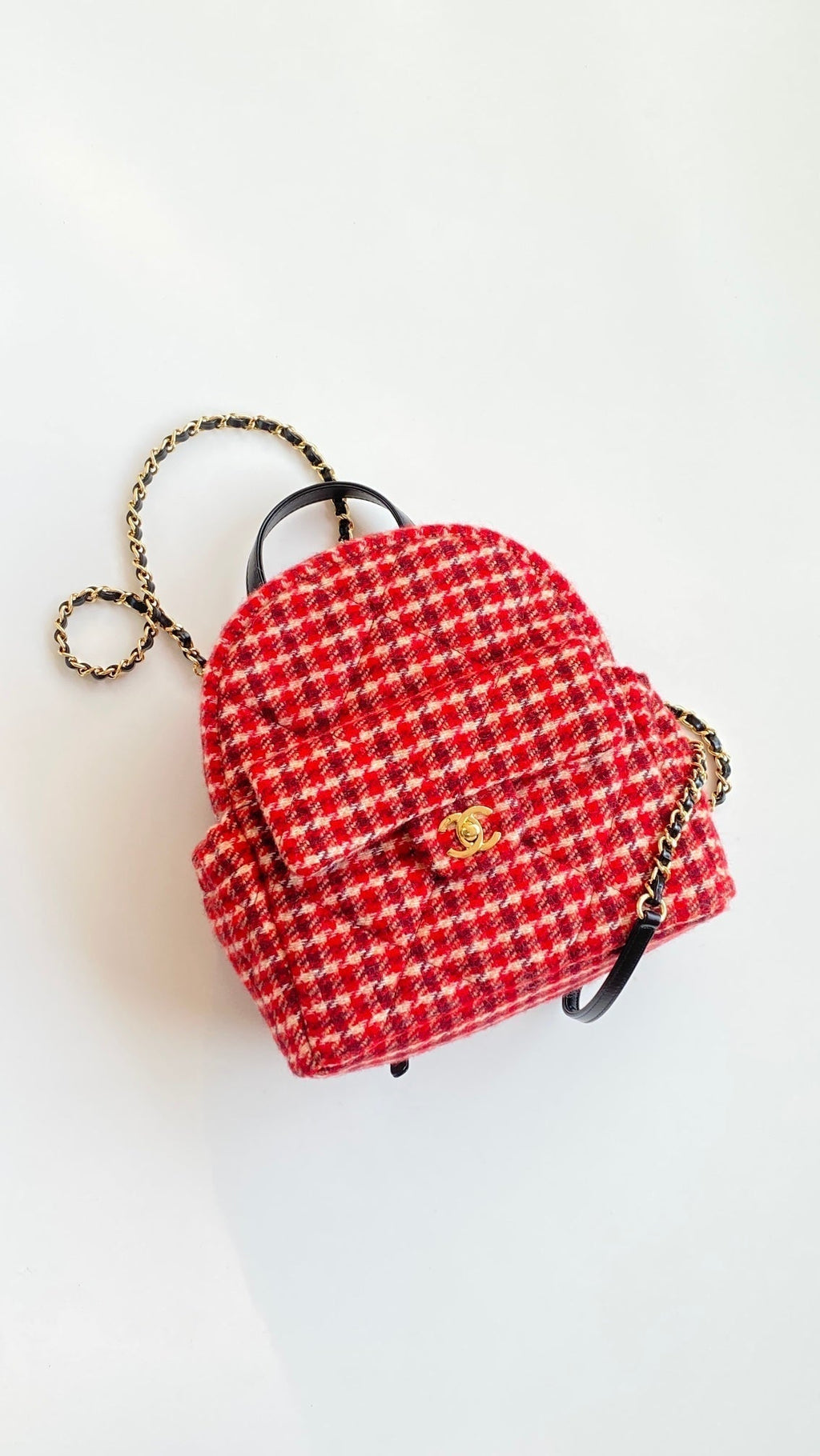 CHANEL 25S BACKPACK 28 CM IN RED TWEED WITH GOLD HARDWARE