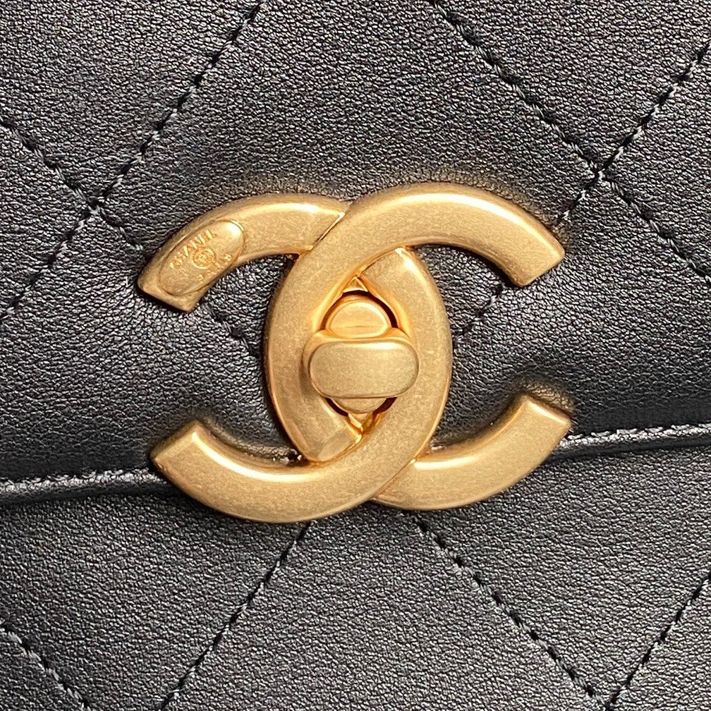 CHANEL 25S TOP HANDLE SHOULDER BAG 37 IN BLACK CALFSKIN WITH GOLD HARDWARE