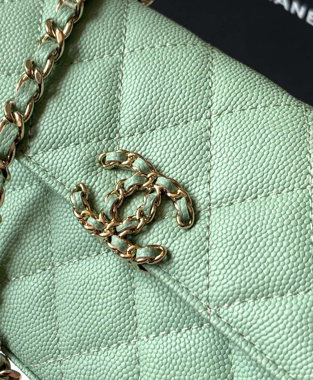 CHANEL 25S KELLY BAG 18 IN LIGHT GREEN CAVIAR LEATHER WITH GOLD HARDWARE