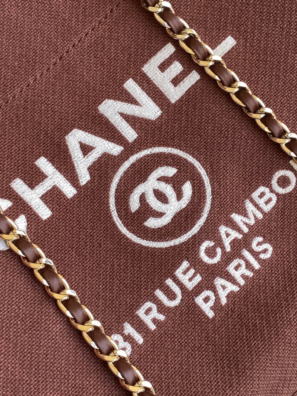 CHANEL 25S TOTE BAG 33 IN DARK RED CANVAS